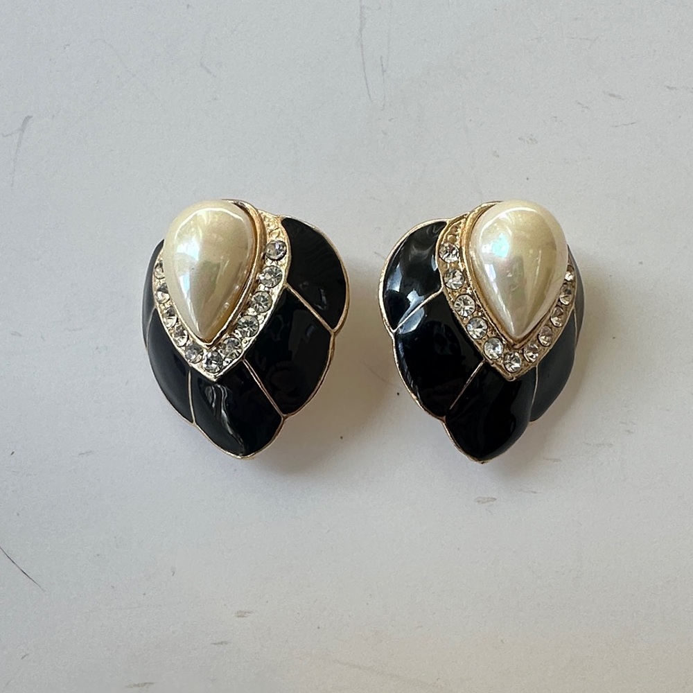 Gantos  Gold-Tone  black enamel faux Pearl and rhinestones Clip Earrings